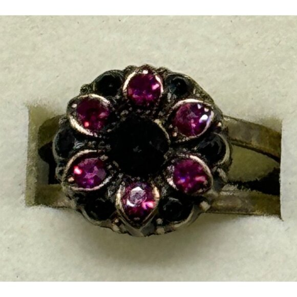Mariana ring purple crystals one size round R-7218 502280 READ NEW - Picture 1 of 8